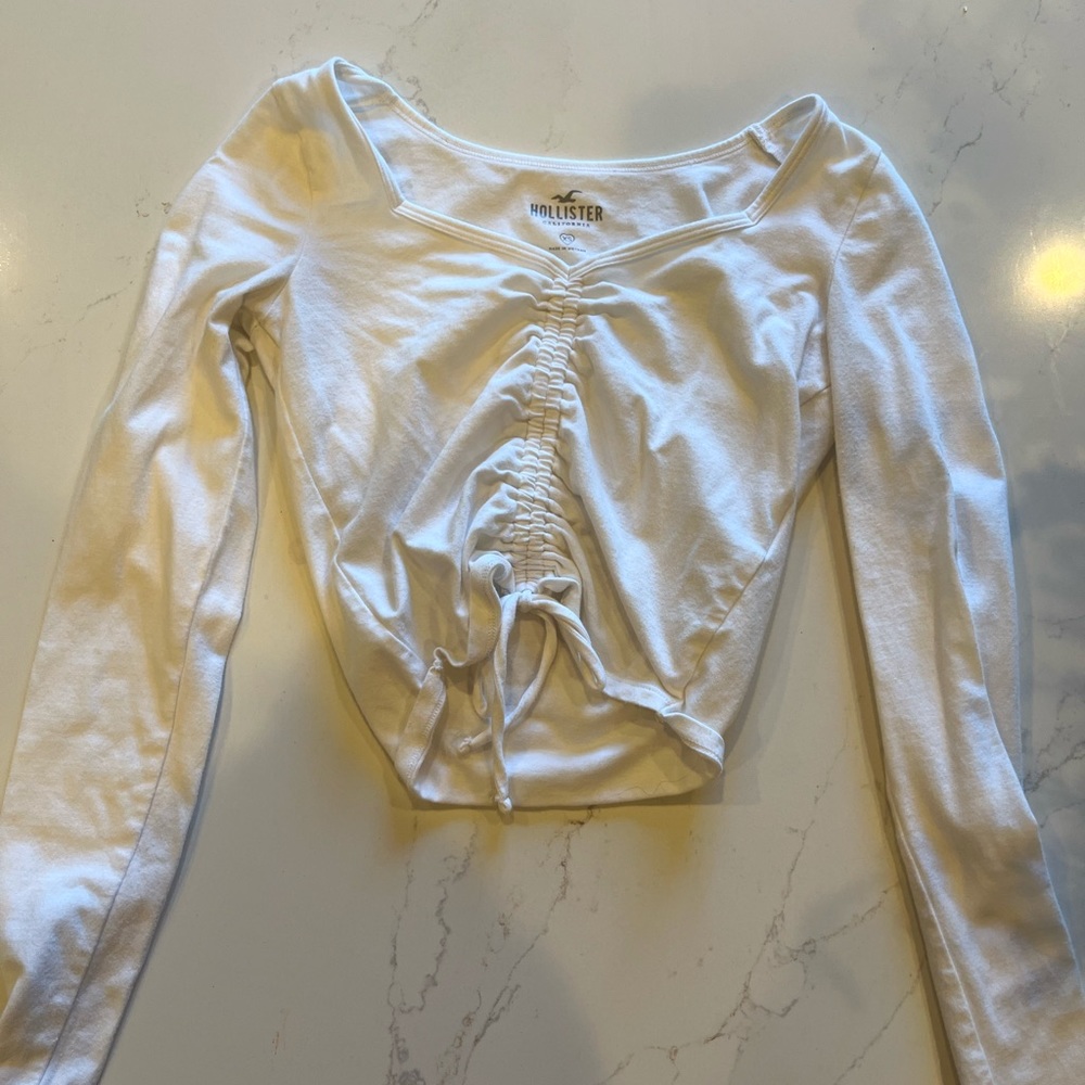 XS white Hollister long-sleeve shirt
